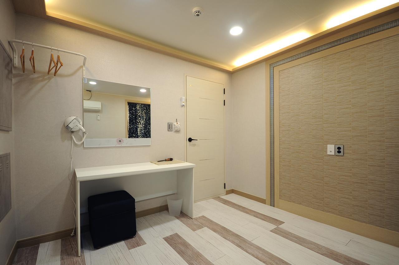 בוסאן Family Hotel Bnb מראה חיצוני תמונה