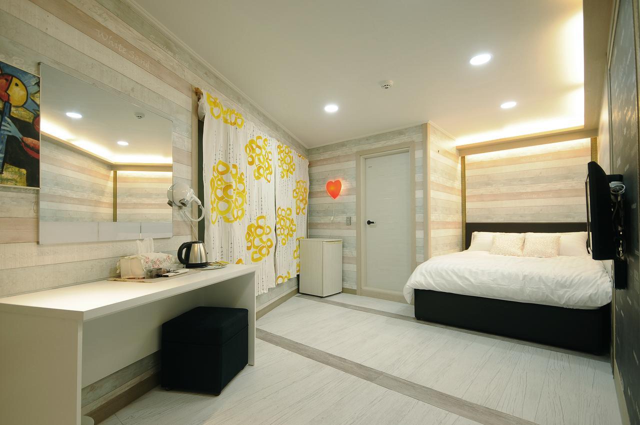 בוסאן Family Hotel Bnb מראה חיצוני תמונה